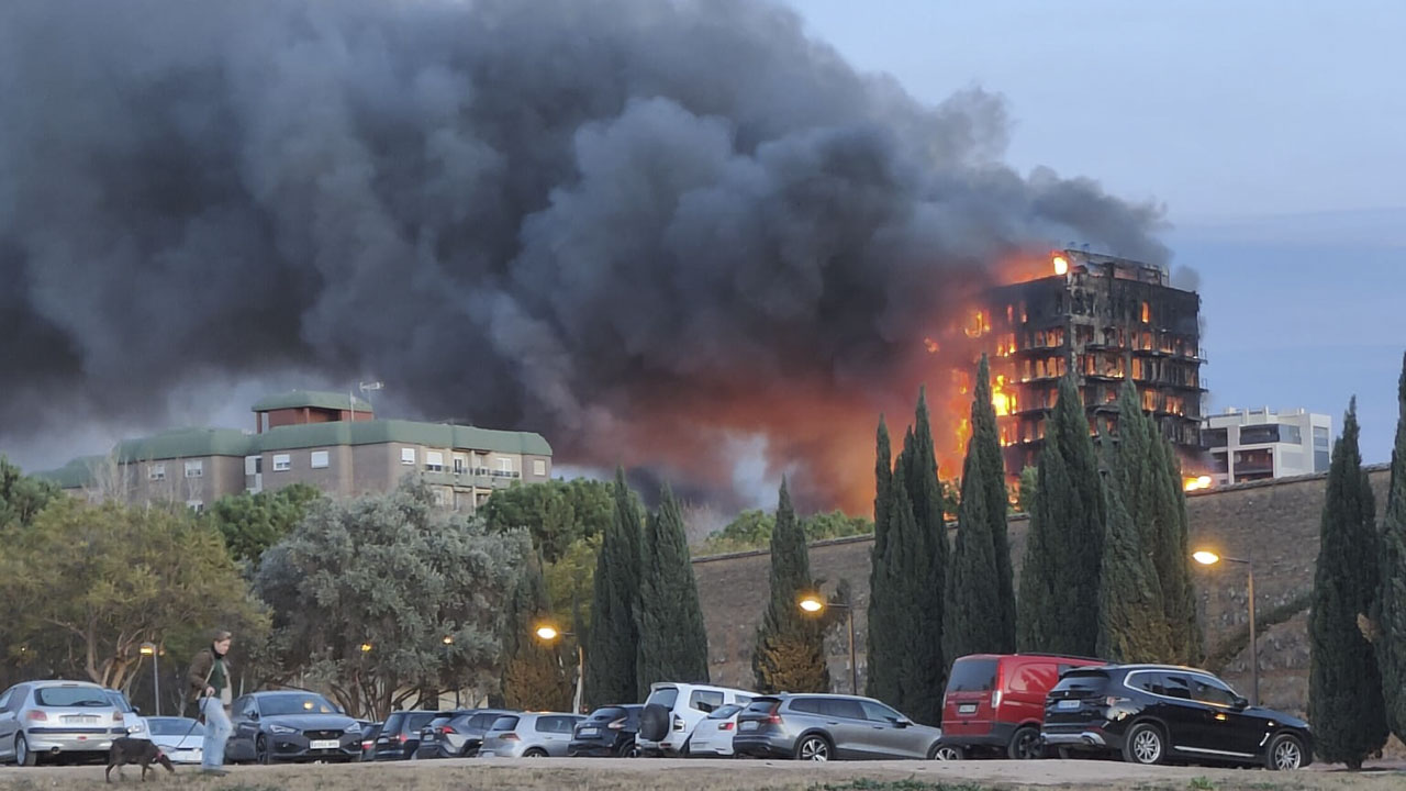 Photo of the Fire in València shared on social platforms